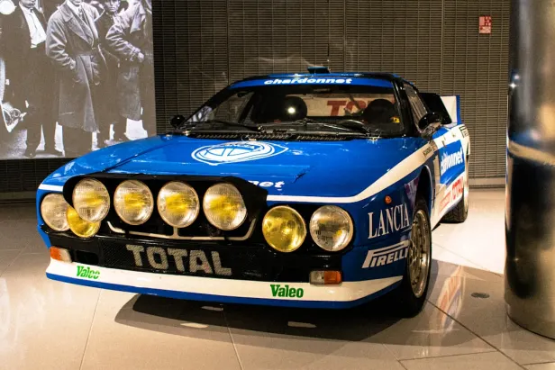 エルロイヤル カジノ Android/iOS アプリ